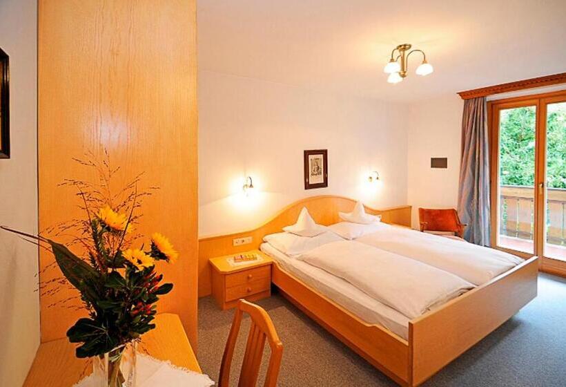 Chambre Standard, Pension Laurin