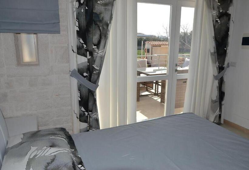 اتاق استاندارد با تراس, Casale Porto Contessa