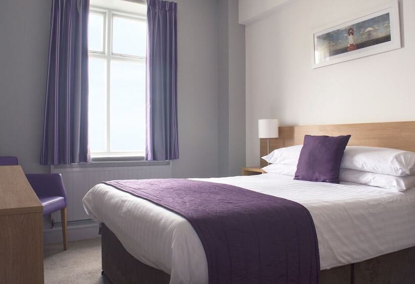 Номер Стандарт, The Esplanade Hotel By Compass Hospitality