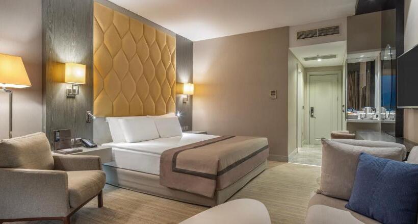 سوییت خانوادگی, Elexus Hotel Resort & Spa & Casino