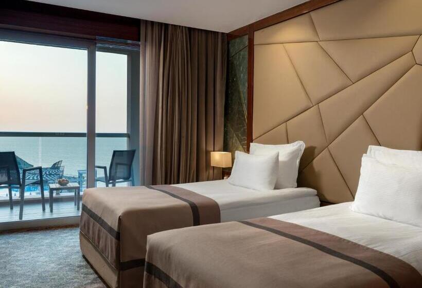 سوییت خانوادگی, Elexus Hotel Resort & Spa & Casino