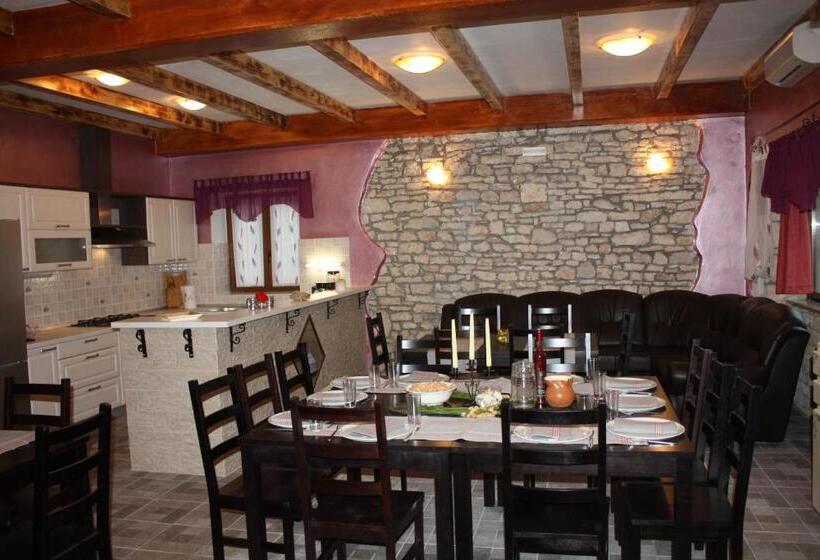 Standaard Driepersoonskamer, Bed And Breakfast Casa Rustica