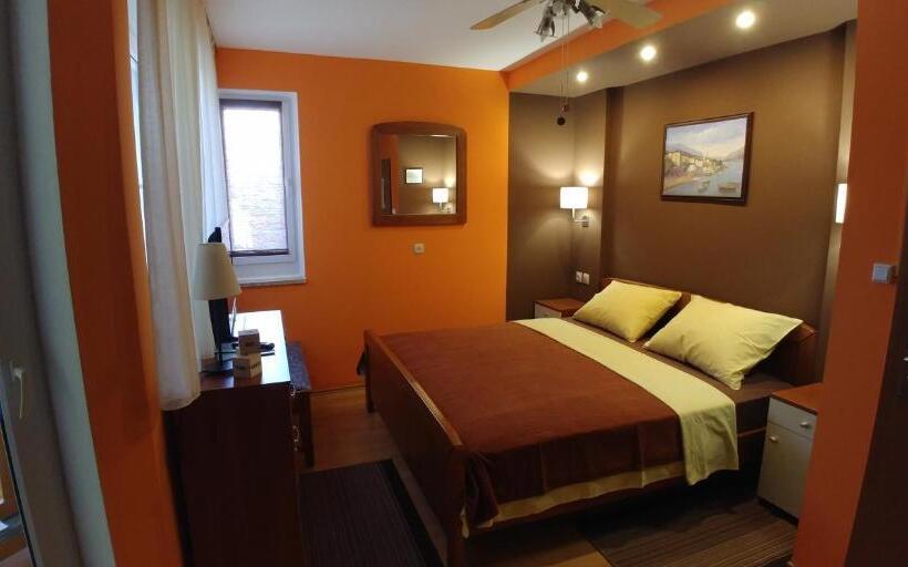 Номер Стандарт с Кухней, Bed & Breakfast Villa Adriana