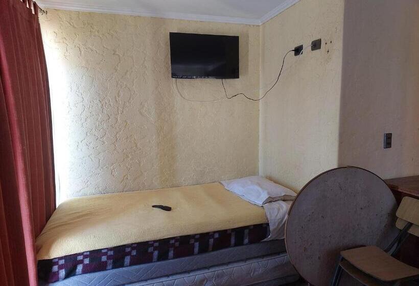 Четырехместный Номер Superior, Hostal El Gallego 3