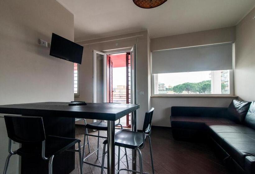 آپارتمان 1 خوابه, Guest House Roma Express
