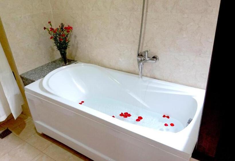 اتاق استاندارد با چشم‌انداز باغ, Vela Phu Quoc Resort