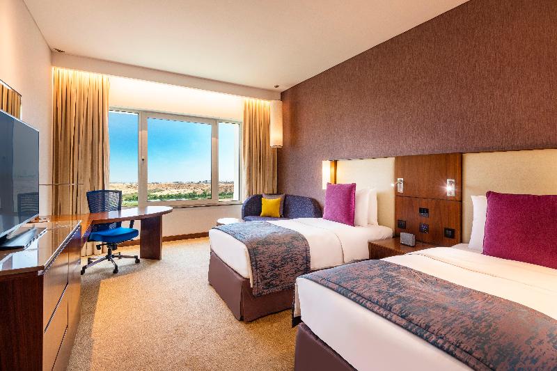 اتاق استاندارد با چشم‌انداز, Crowne Plaza Muscat Ocec, An Ihg