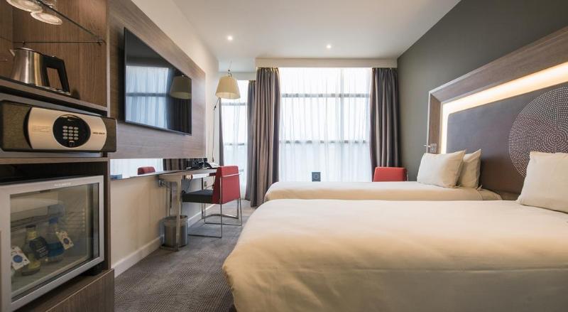 标准间, Novotel London Heathrow Airport T1 T2 And T3