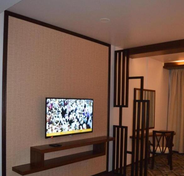 小型豪华套房, Lily Hotel Suite Mubarraz