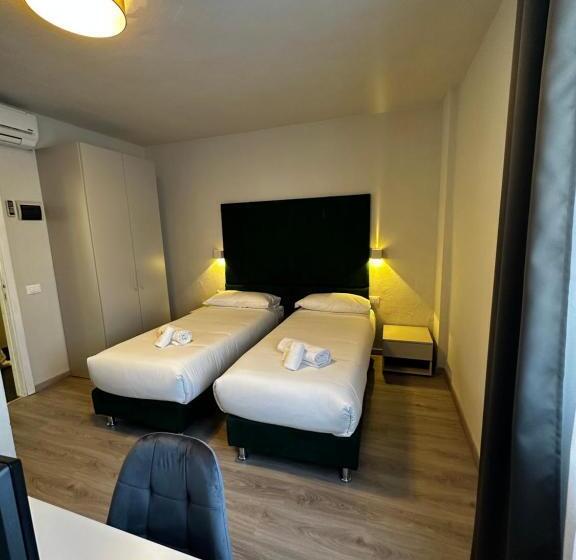 اتاق لوکس با بالکن, Maestrale Resort Hotel   Alberese, Grosseto