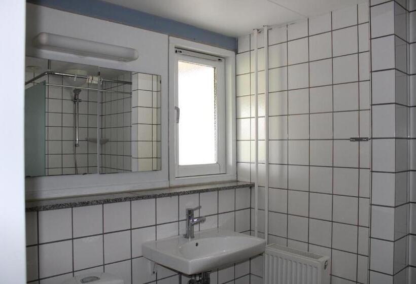 غرفة قياسية ثلاثية, Danhostel Aalborg