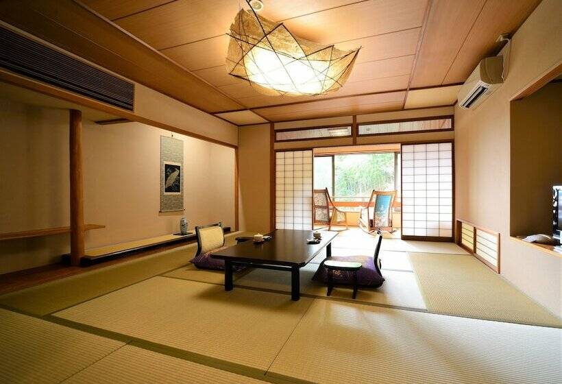 جناح كلاسيكي, Rakuzan Yasuda