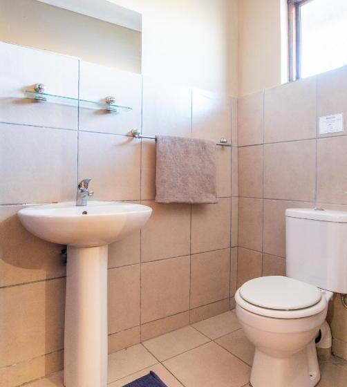 Семейный Номер, 50 Shades Of Hay Guesthouse
