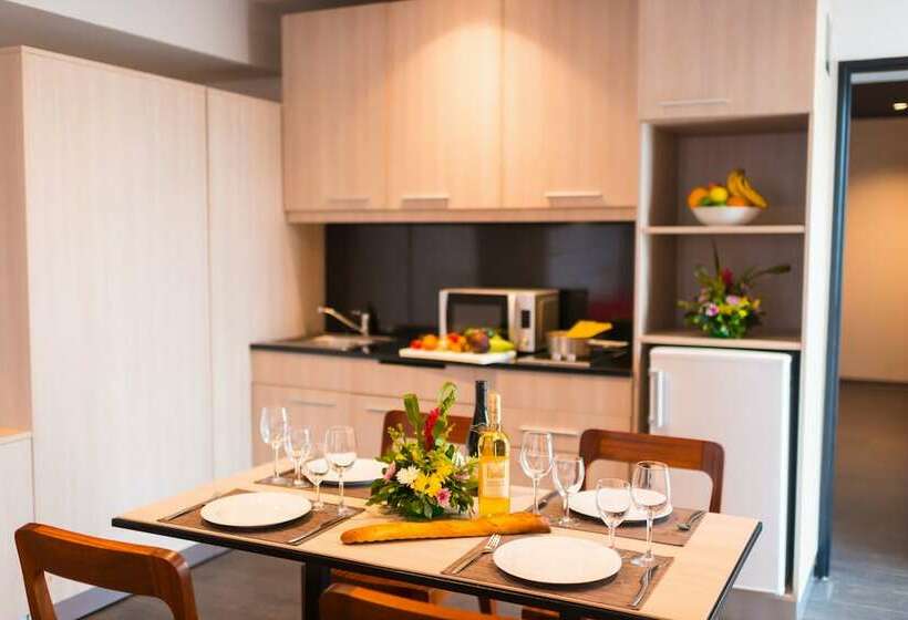 آپارتمان 1 خوابه, Onomo Hotel Conakry