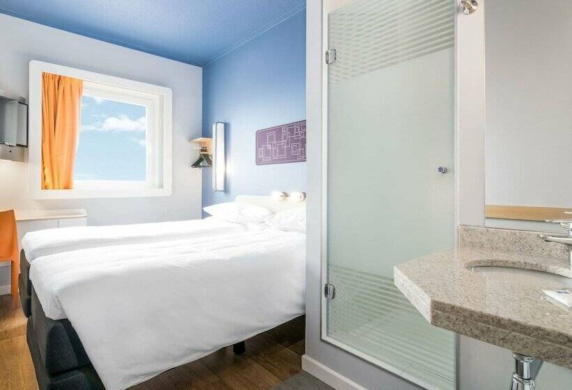 Номер Стандарт, Ibis Budget Iquique