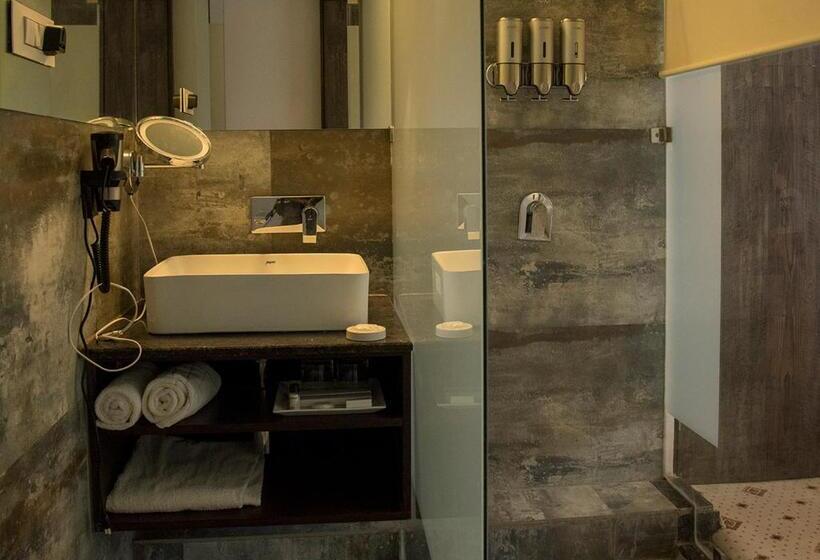 豪华房间, Regenta Central Hotel & Convention Centre Nagpur