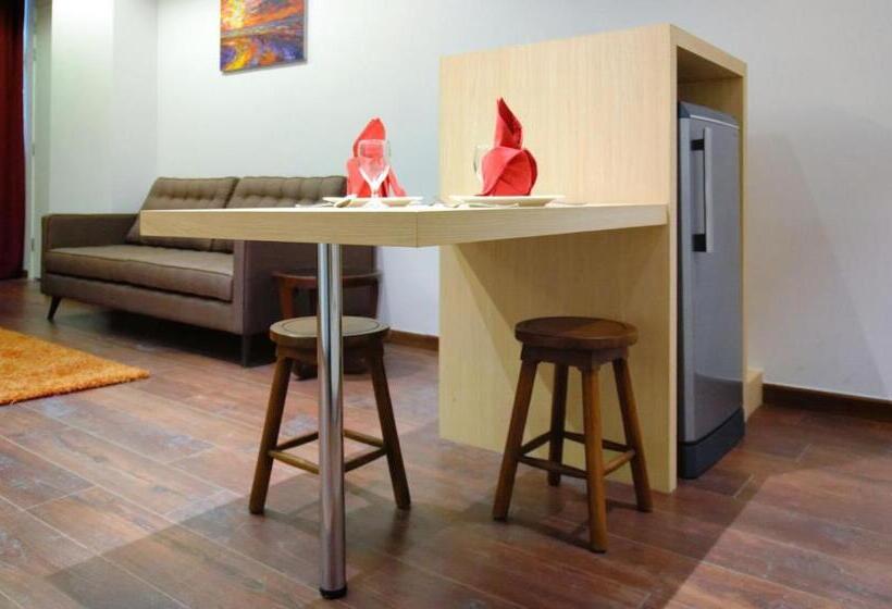 سوییت, The Klagan Riverson Hotel & Residence