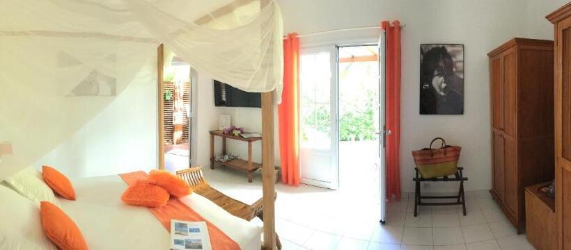 اتاق لوکس, Chambres D Hôtes Chez Flo