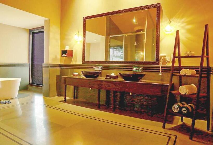 Люкс 2 Спальни, Niraamaya Wellness Retreats Backwaters And Beyond Kumarakom