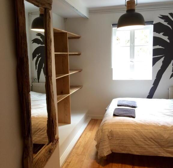 غرفة قياسية حمام مشترك, Board 'n Breakfast