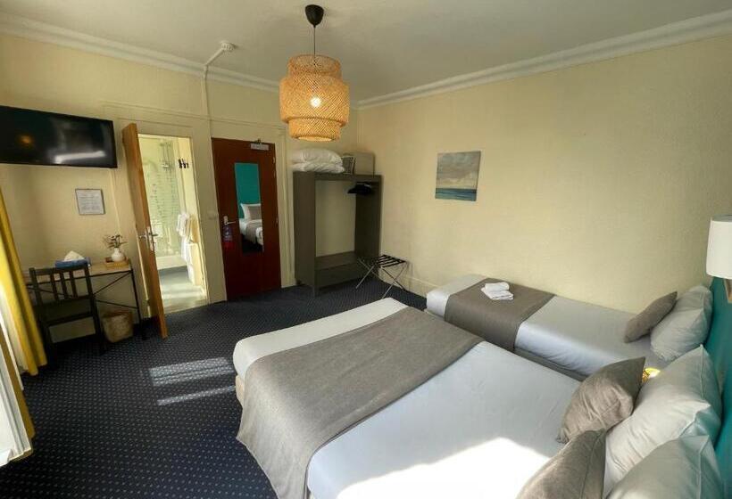اتاق کلاسیک سه تخته, Le Trouville   Hotel De Charme