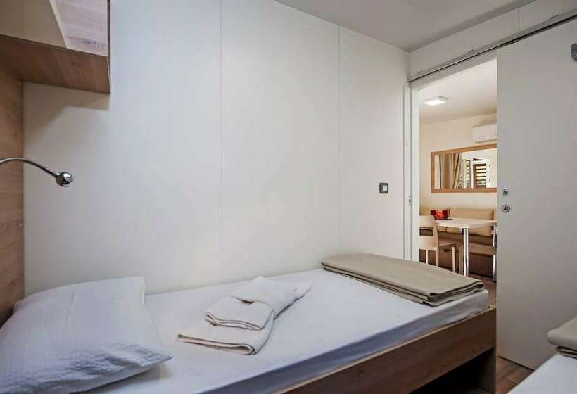 침실 2개 주택, Porton Mobile Home
