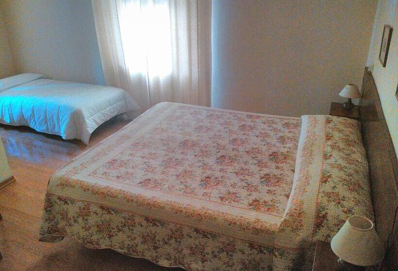 Chambre Triple Standard, Albergo Capriolo