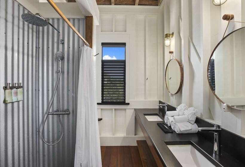 Люкс, Mahogany Bay Resort & Beach Club, Curio Collection By Hilton