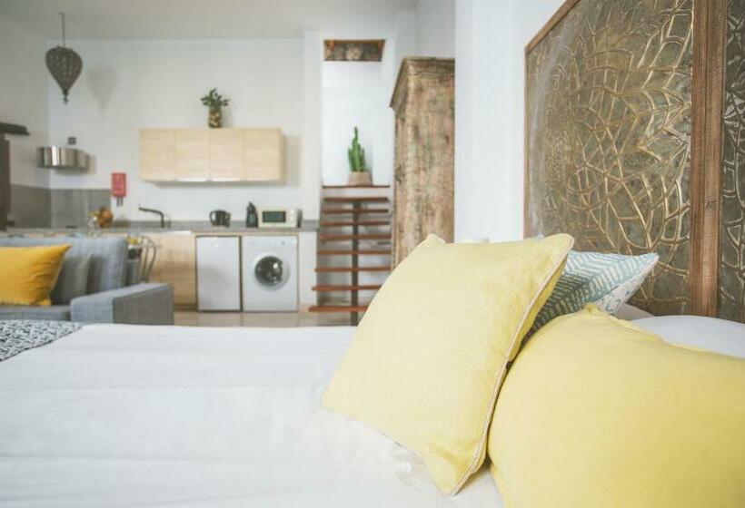 Deluxe Suite, El Charco Suites