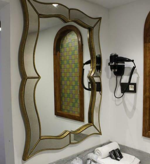 Deluxe Suite, El Charco Suites