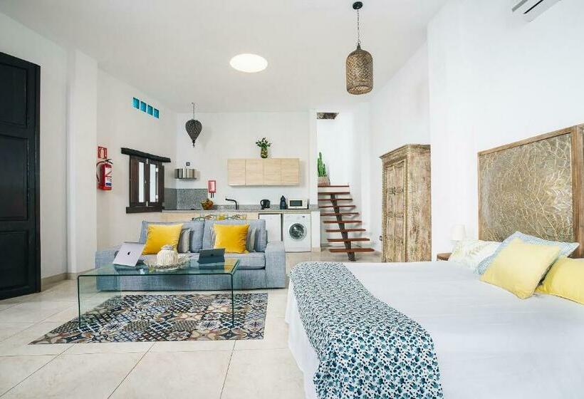 Deluxe Suite, El Charco Suites