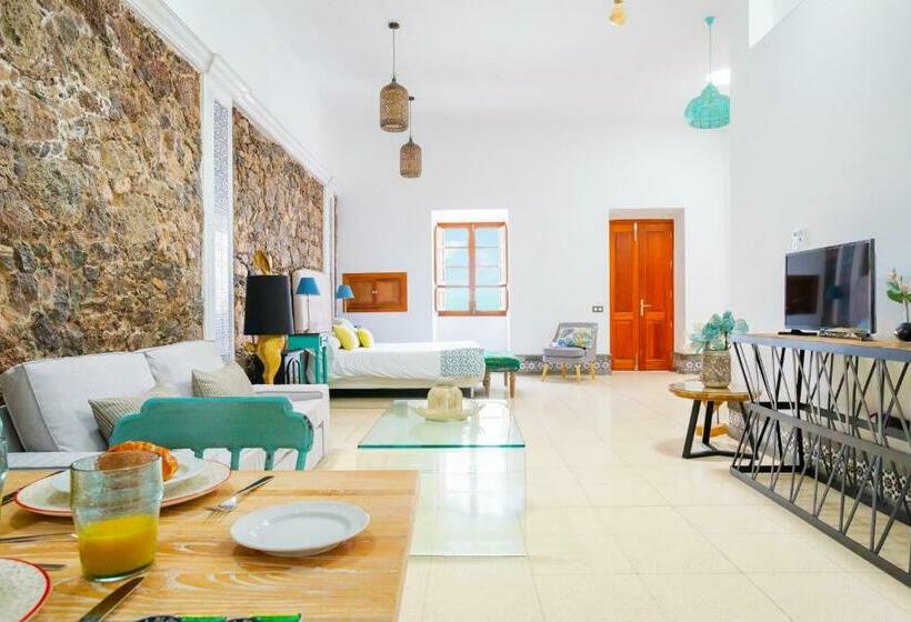 Deluxe Suite, El Charco Suites