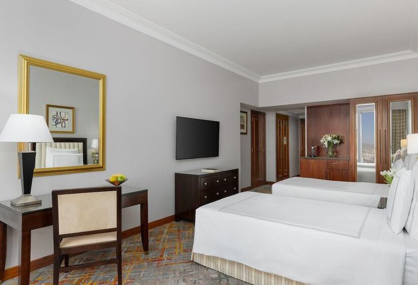 Classic Room with Views, Swissotel Al Maqam Makkah