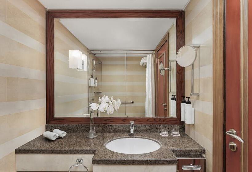 سوئیت با چشم‌انداز, Swissotel Al Maqam Makkah