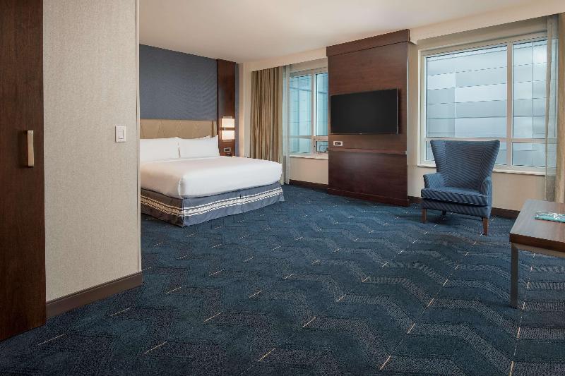 Standard Studio Kingsize Seng, Embassy Suites By Hilton Seattle Downtown Pioneer Square