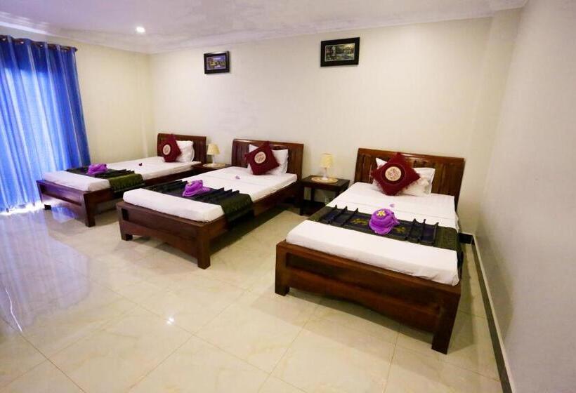 Номер Стандарт Трехместный, Blue Diamond Hostel