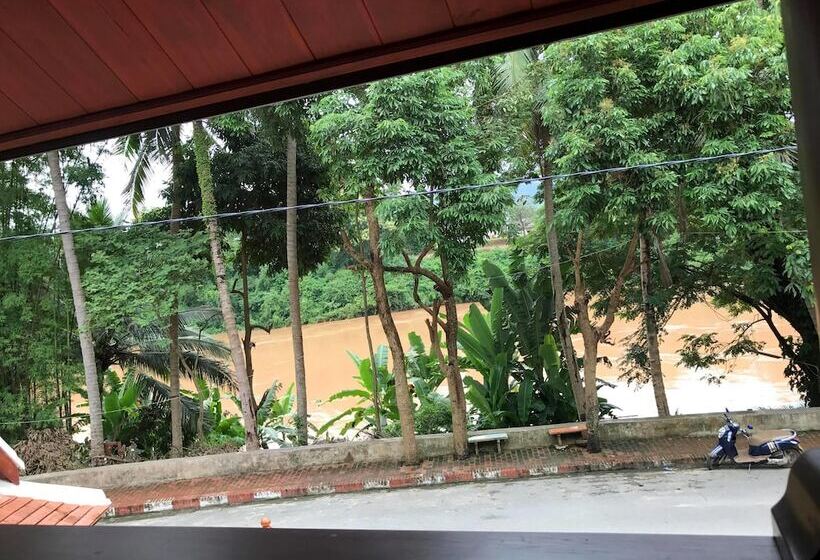 스탠다드 트리플 룸, Luang Prabang Villa Sirikili River View