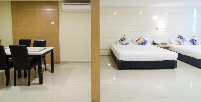 اتاق لوکس خانوادگی, Mornington Hotel Sitiawan