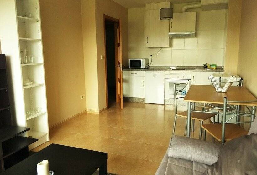 Апартаменты 1 Спальня, Alojamientos Playa De Las Catedrales 3000