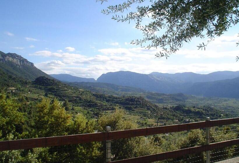 اتاق کلاسیک چهارنفره, Rifugio Gorropu