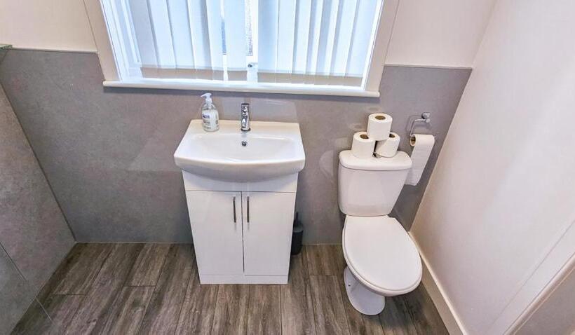 Номер Стандарт Трехместный, Mystayinn Abermar Guest House