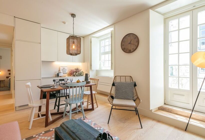 آپارتمان سوپریور 1 خوابه, Almaria   Officina Real Apartments | Chiado