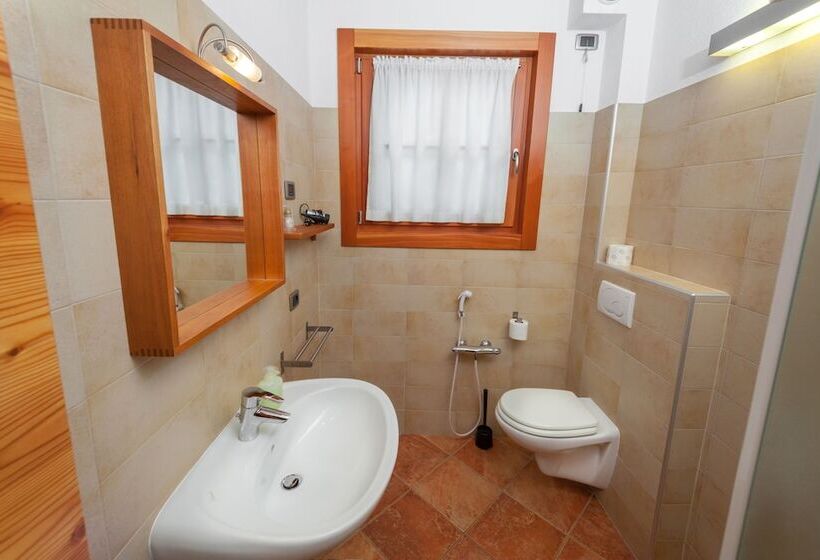 اتاق استاندارد, Agritur Casteller