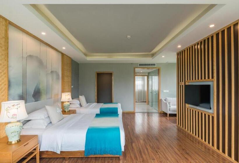 Трехместный Номер Стандарт с Видом, Yangshuo Zen Garden Resort