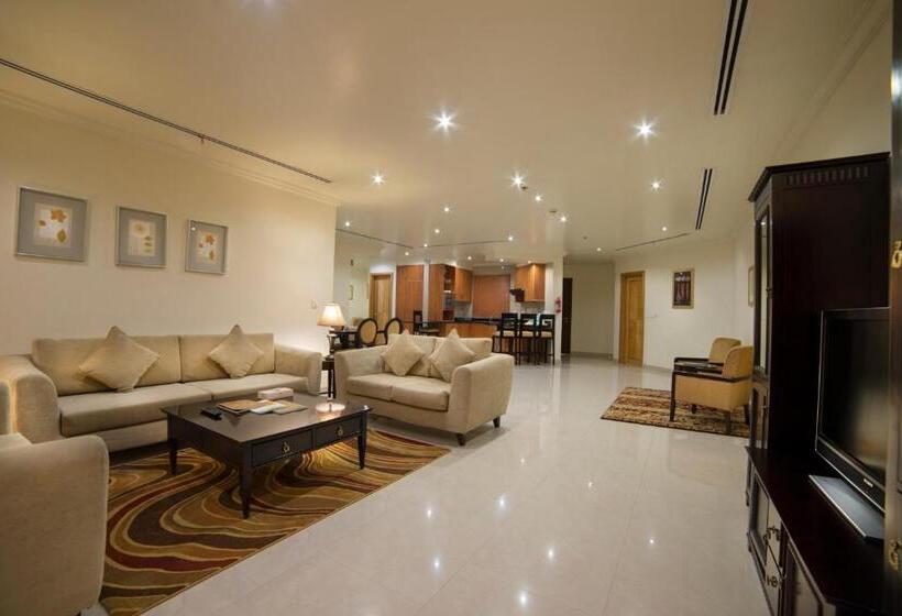 דירת שלושה חדרים, Al Rashid Residence