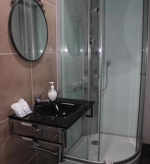 اتاق استاندارد با سرویس بهداشتی مشترک, Bcn Condal Hostal