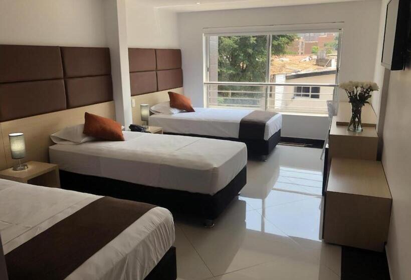 חדר משפחתי, Csi Medellín