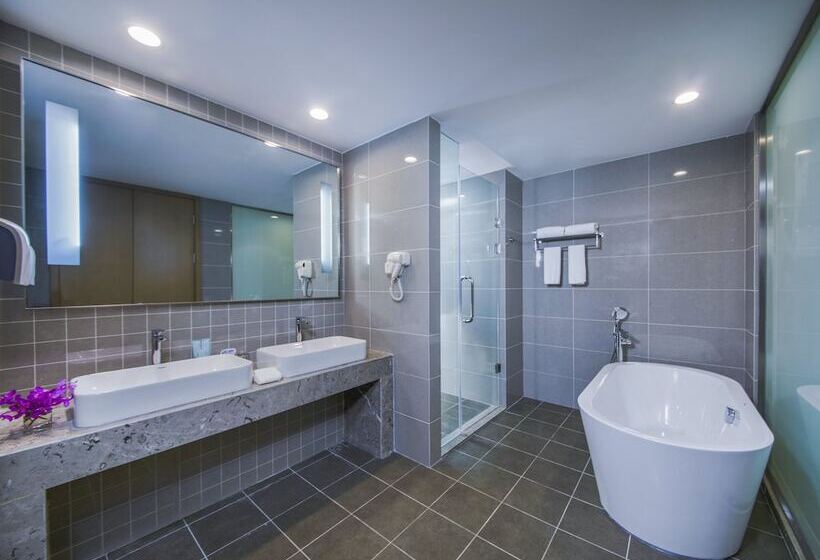 Люкс, Holiday Inn Express Guian Yungu, An Ihg