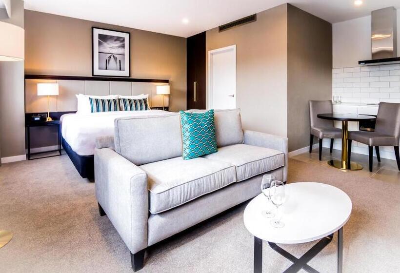 스탠다드 룸 킹사이즈 침대, The Sebel Auckland Manukau