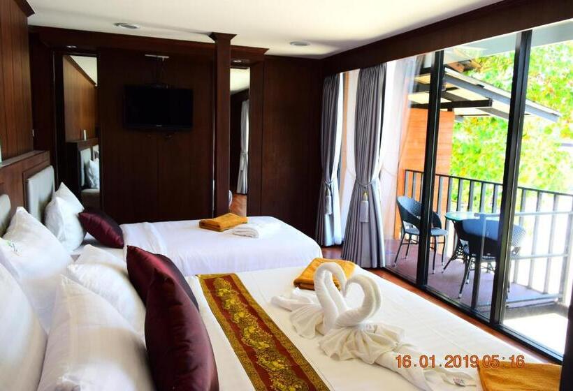 Семейный Номер, Chareena Hill Beach Resort